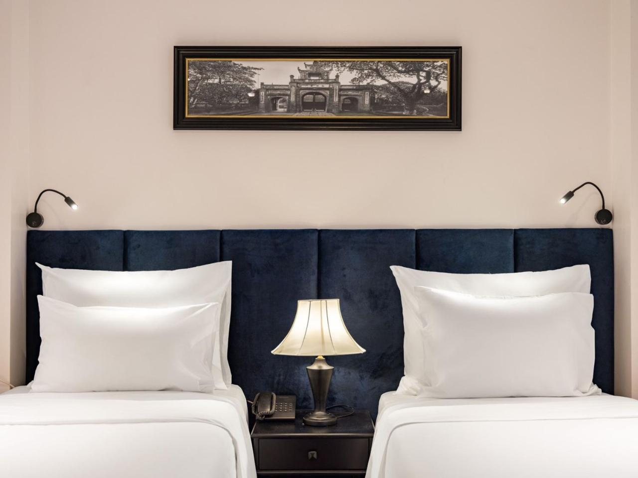 The Flower Boutique Hotel & Travel Ханой Екстериор снимка