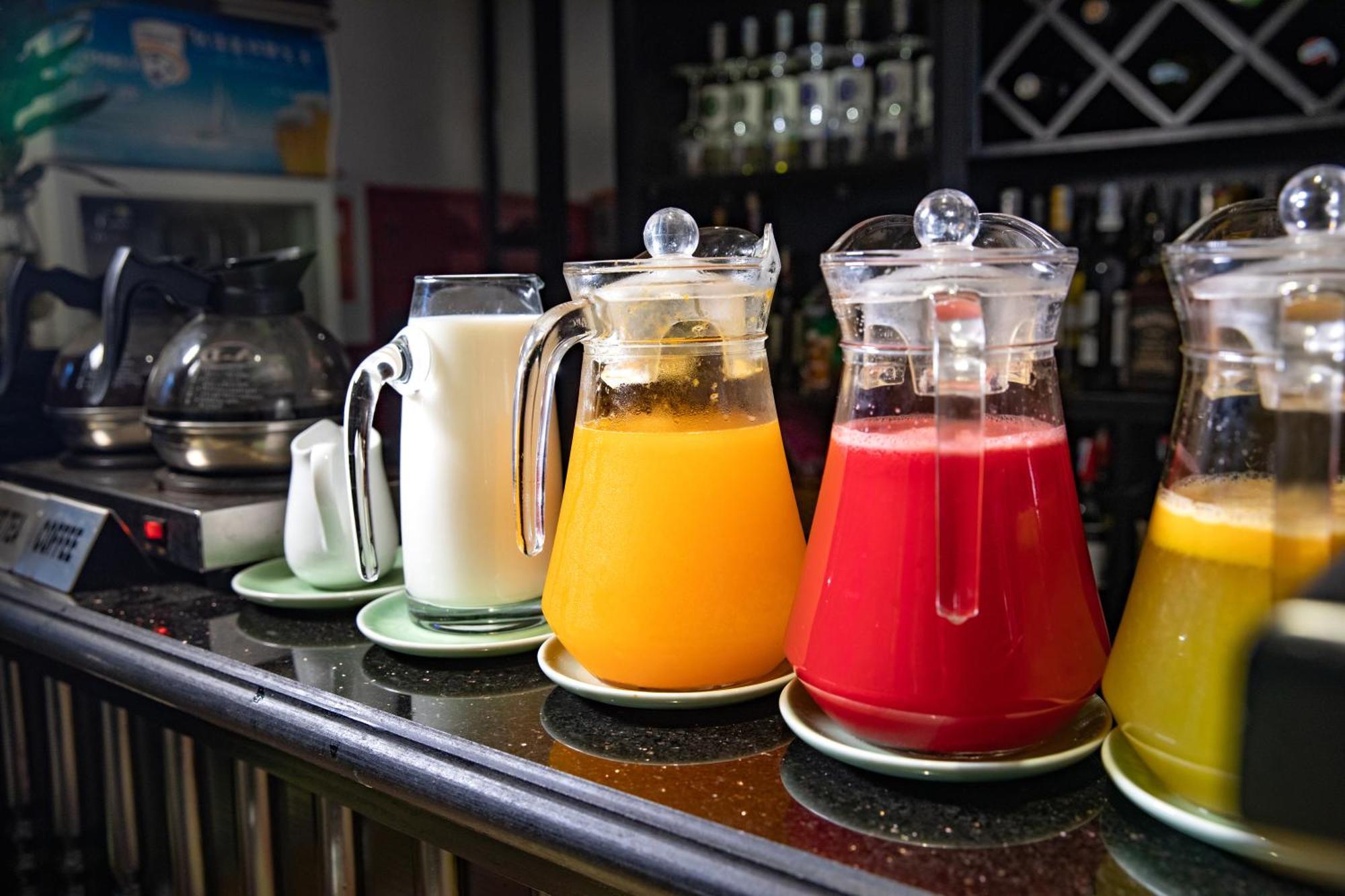 The Flower Boutique Hotel & Travel Ханой Екстериор снимка