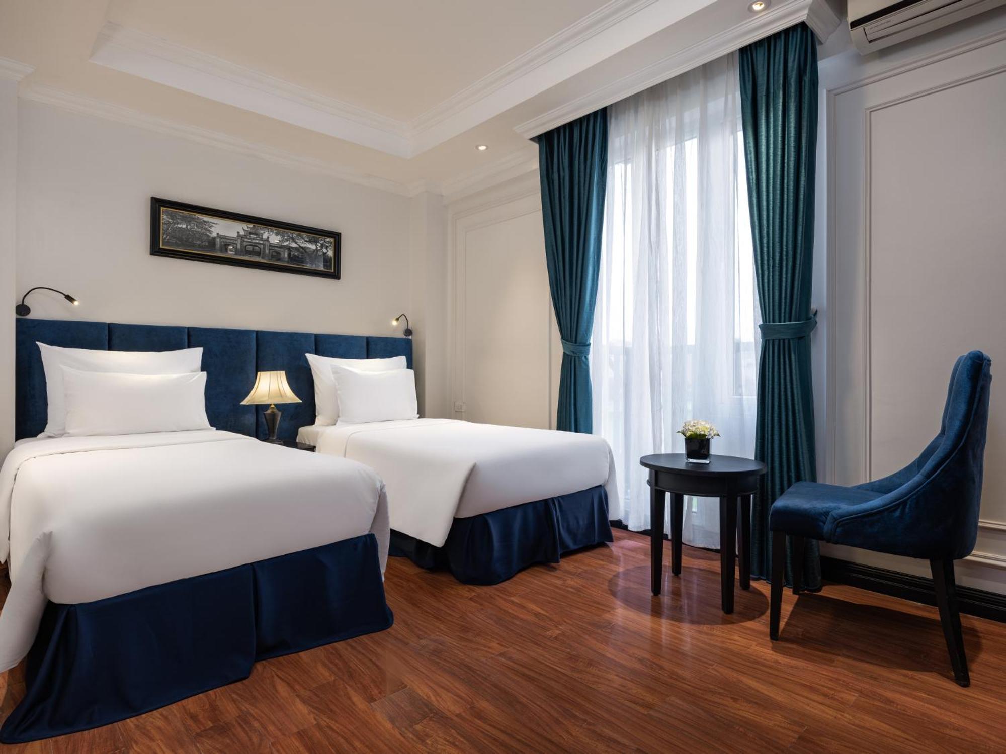 The Flower Boutique Hotel & Travel Ханой Екстериор снимка