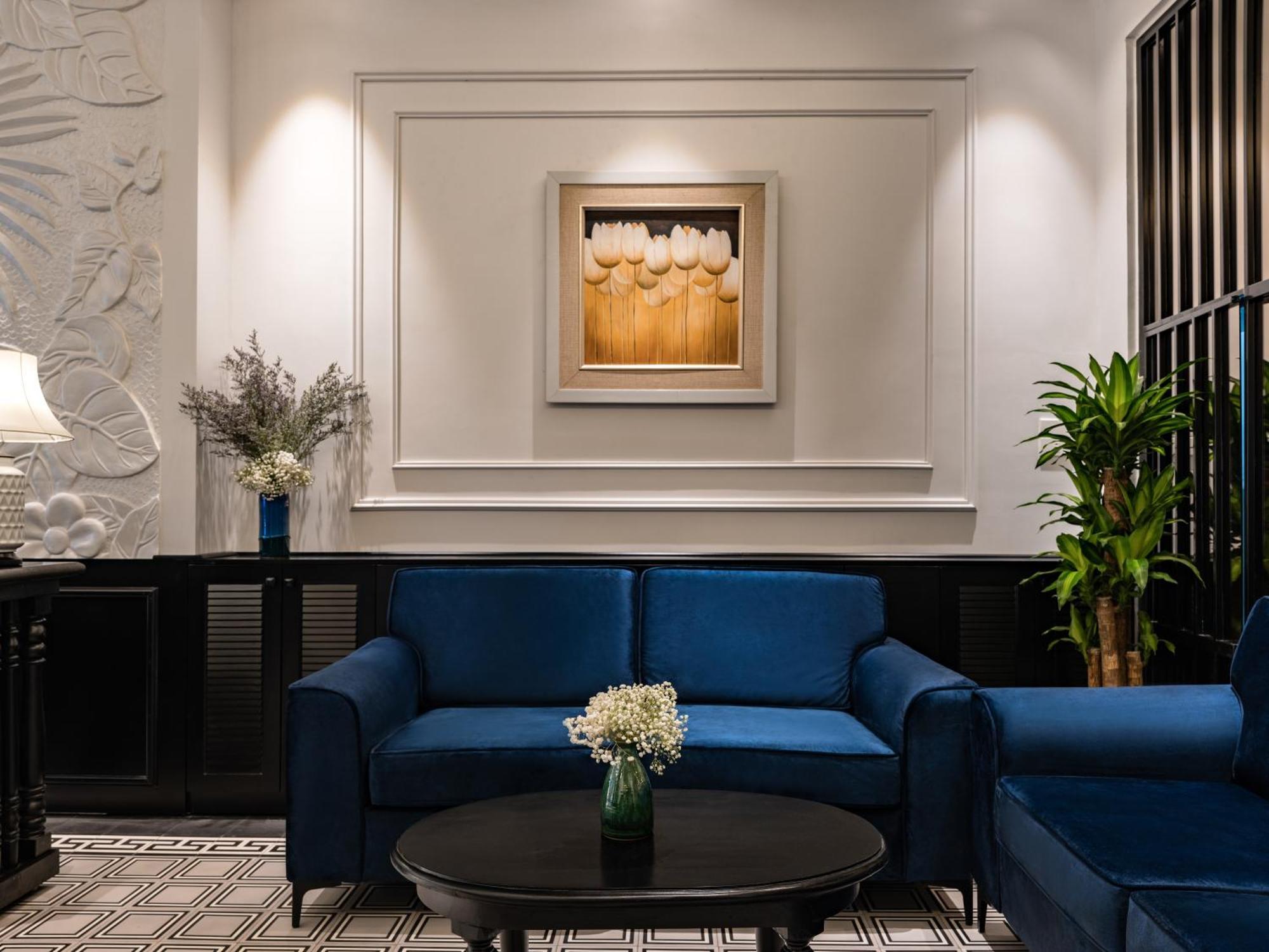 The Flower Boutique Hotel & Travel Ханой Екстериор снимка