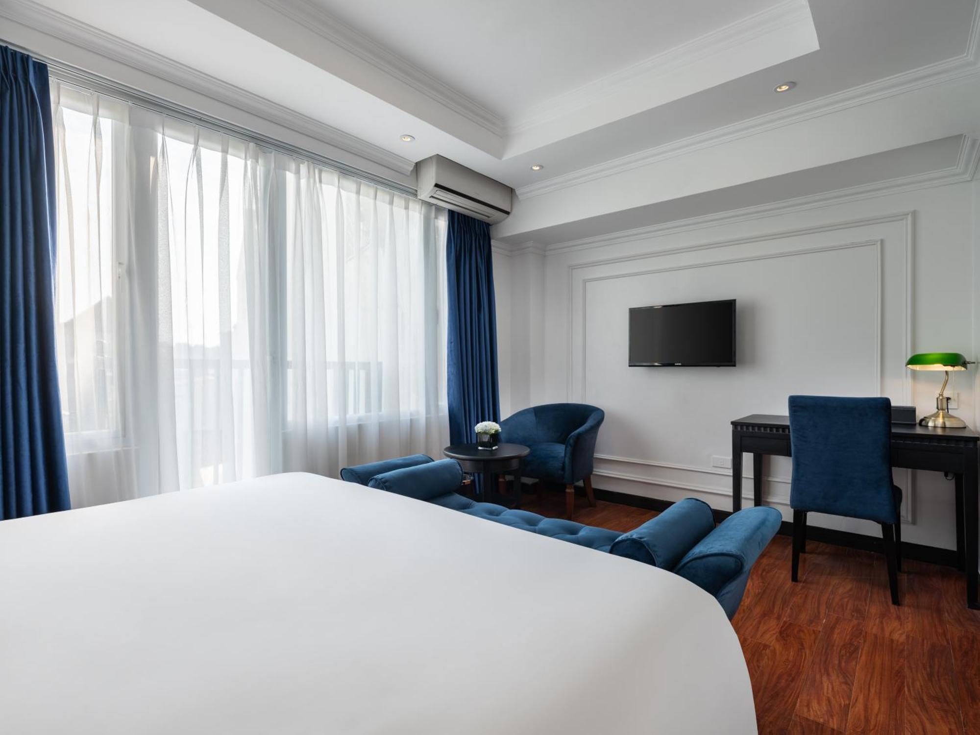 The Flower Boutique Hotel & Travel Ханой Екстериор снимка