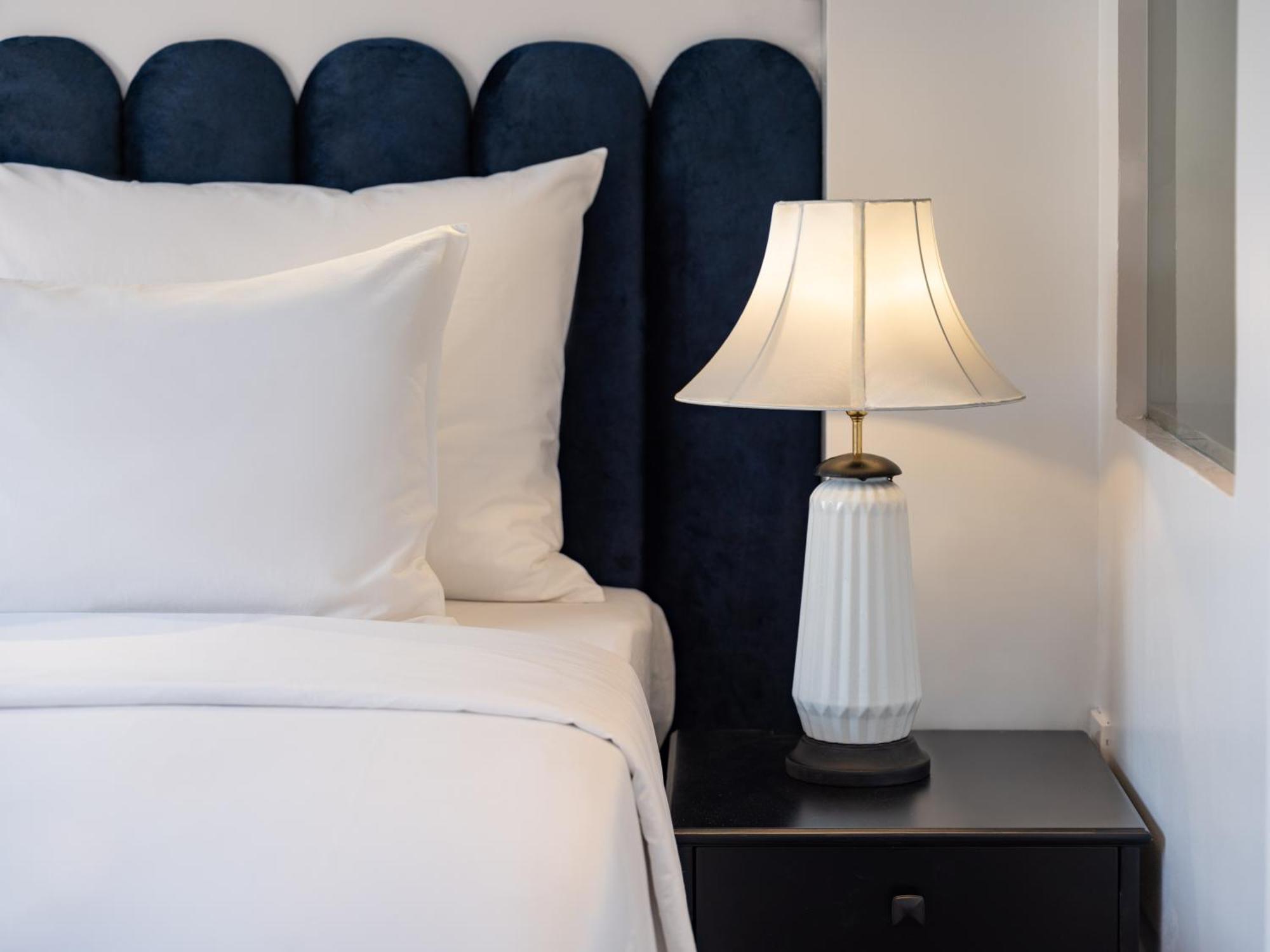 The Flower Boutique Hotel & Travel Ханой Екстериор снимка